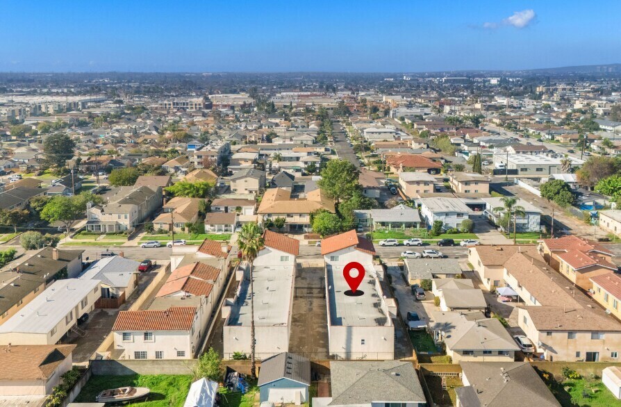 More Photos Of 16720 S Dalton Ave, Gardena Apartments For Sale