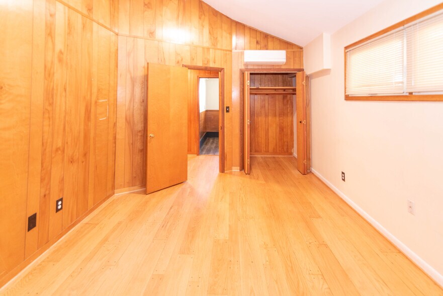 More Photos Of , Arbutus Multifamily For Sale