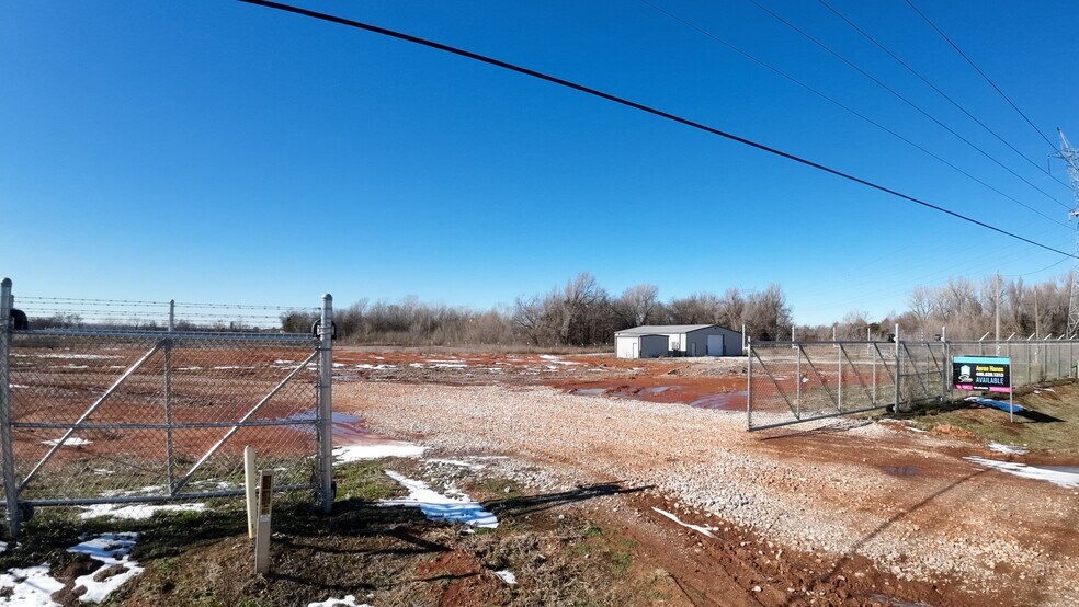 More Photos Of 13925 S Meridian Ave, Oklahoma City Industrial For Sale