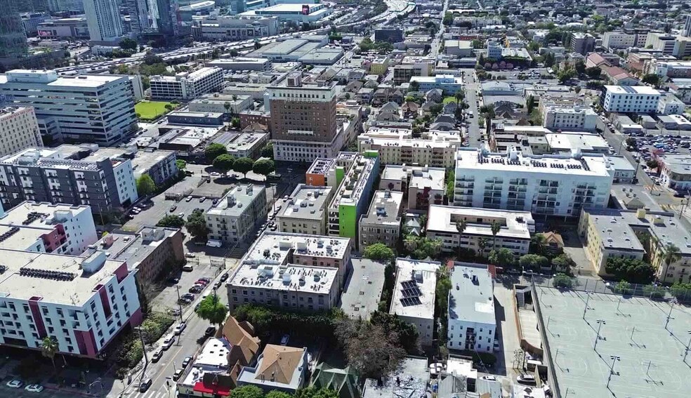 More Photos Of 1311 Ingraham St, Los Angeles Apartments For Sale