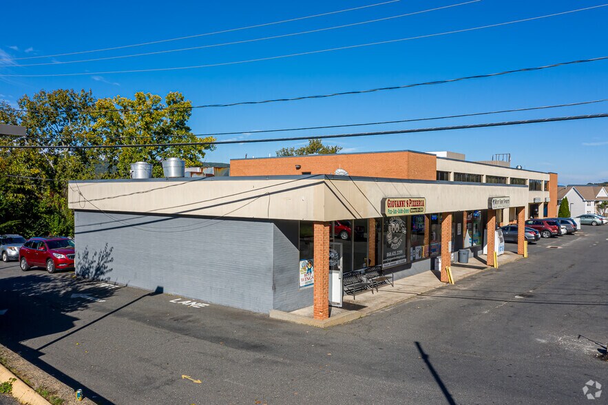 More Photos Of 714-742 West St, Southington Storefront Retail Office For Sale