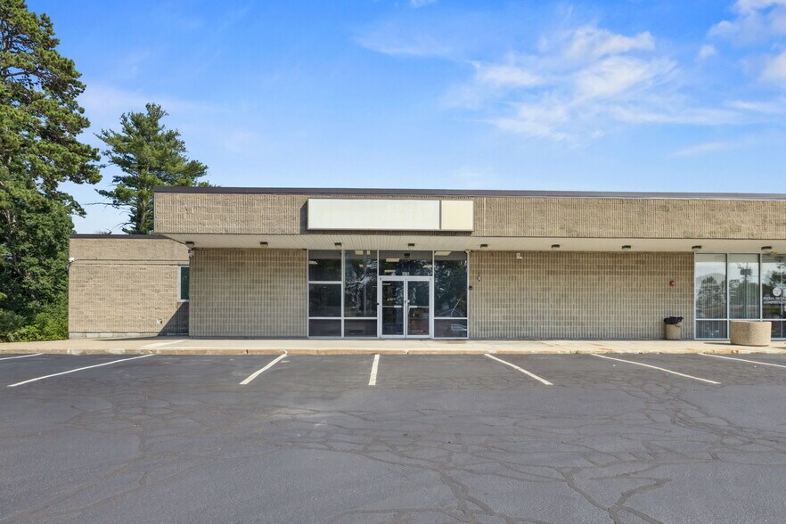 More Photos Of 175 Amherst St, Nashua Freestanding For Lease