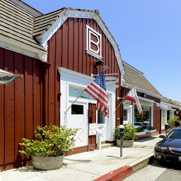 More Photos Of 250 26th St, Santa Monica Office Residential For Lease