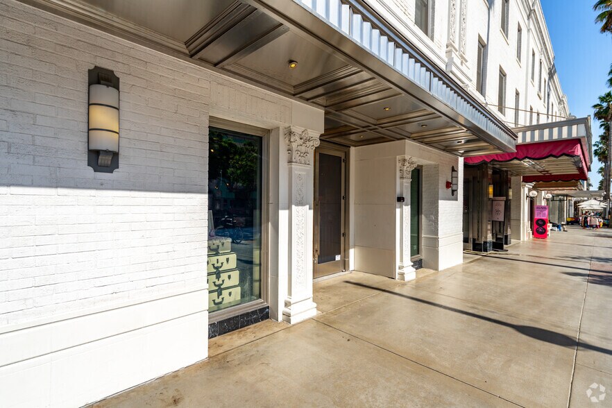 More Photos Of 1311-1313 3rd Street Prom, Santa Monica Apartments For Lease