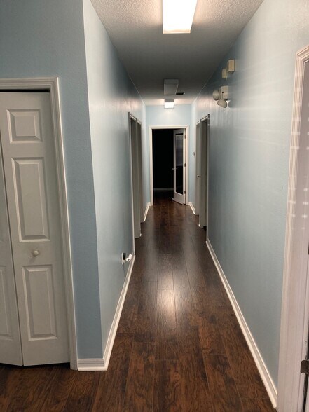 More Photos Of 3216 Cove Bend Dr, Lutz Medical For Lease