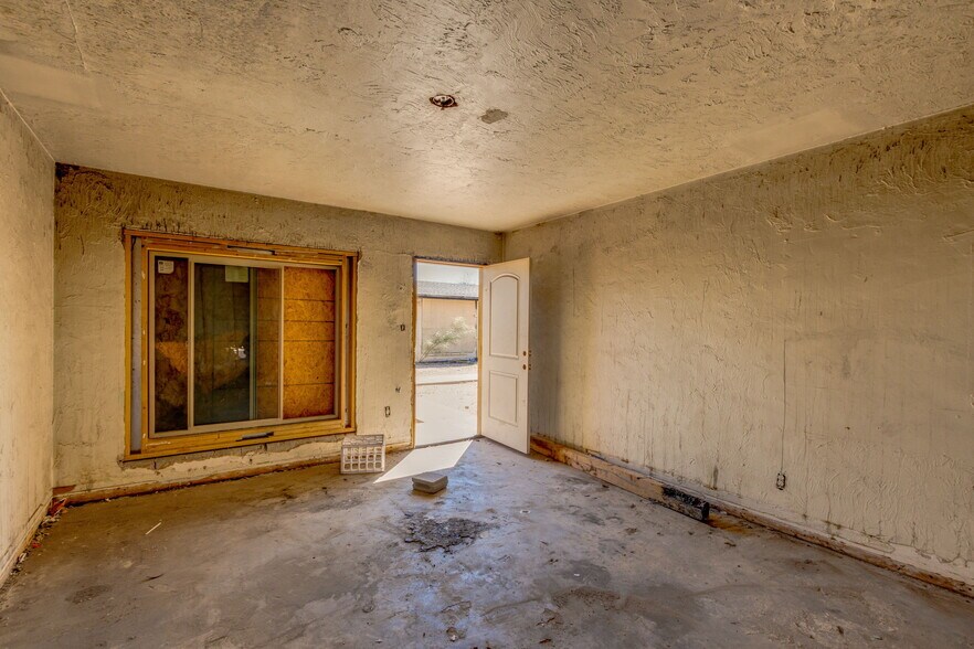 More Photos Of 2505-2509 E Monroe St, Phoenix Apartments For Sale