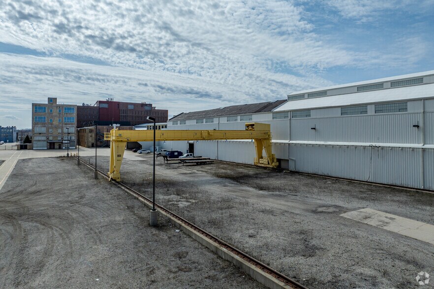 More Photos Of 1123 E Rawson Ave, South Milwaukee Manufacturing For Sale