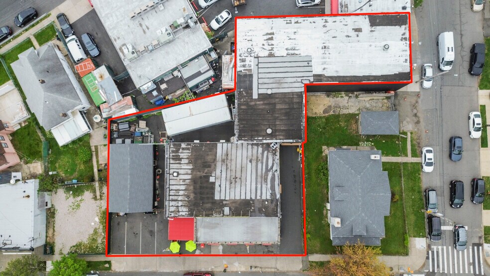More Photos Of 1116-1120 Targee St, Staten Island Freestanding For Sale
