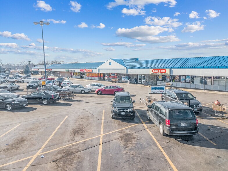 Primary Photo Of 3300-3332 Chicago Rd, South Chicago Heights Unknown For Lease