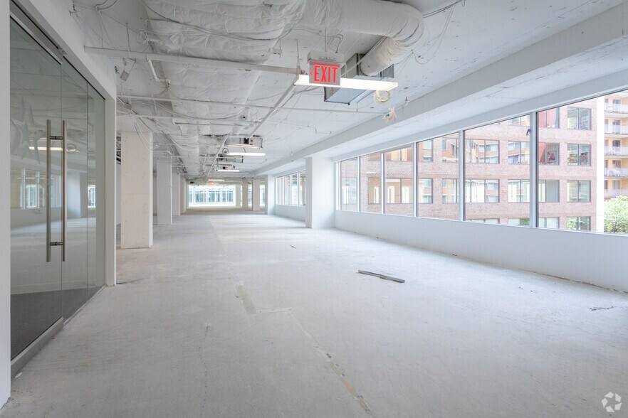 More Photos Of 2101 L St NW, Washington Office For Sale