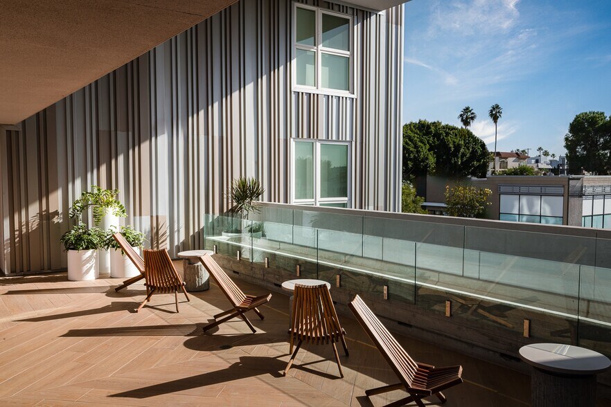 More Photos Of 5935 W Pico Blvd, Los Angeles Apartments For Lease