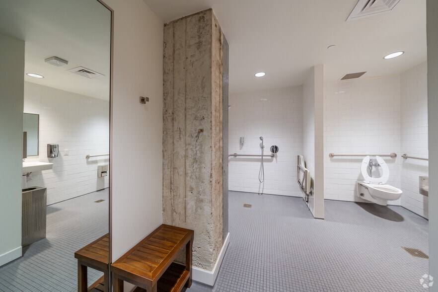 More Photos Of 235 Montgomery St, San Francisco Office For Lease