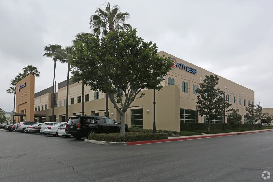 More Photos Of 8697 Irvine Center Dr, Irvine Health Club For Lease