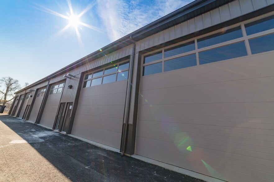 More Photos Of 1641 Balian Rd, Waterford Self Storage For Sale