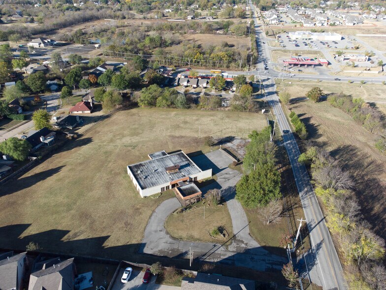 More Photos Of 424 W 111th St S, Jenks Land For Sale