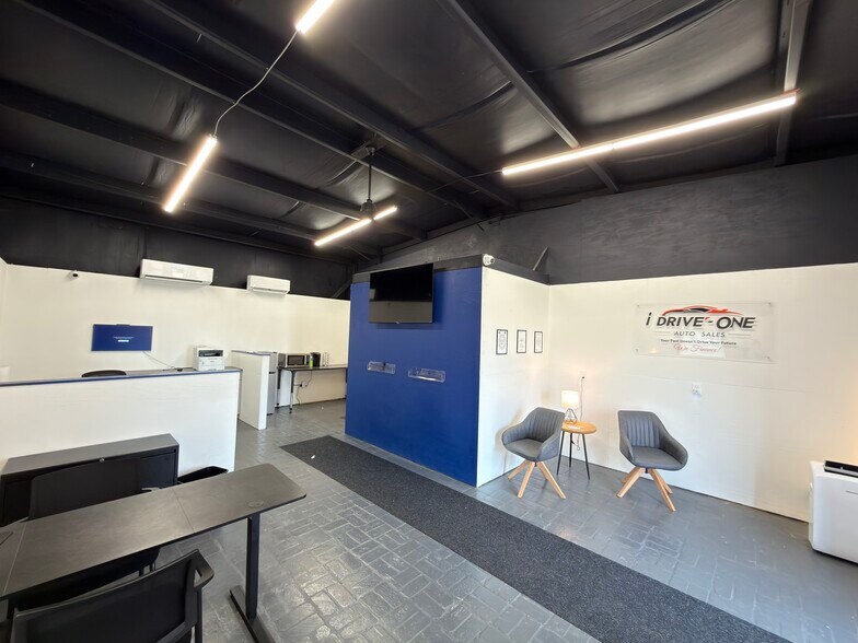 More Photos Of 4029 14th St, Pascagoula Auto Dealership For Lease