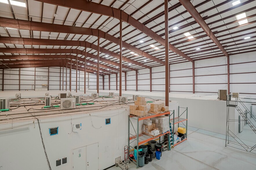 More Photos Of 1581 Boyles Way, Camp Verde Manufacturing For Sale