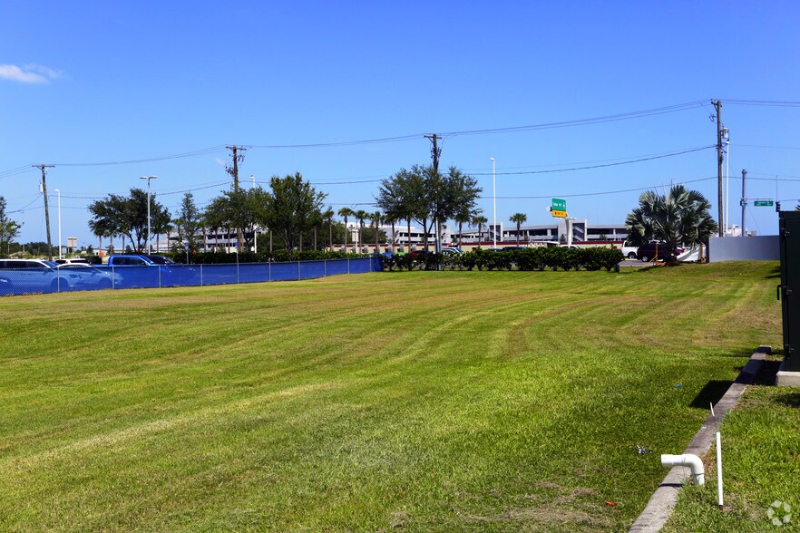 Primary Photo Of 5315 Avion Park Dr, Tampa Land For Lease