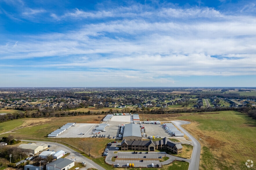 More Photos Of 6318 Taz Ct, Bowling Green Office For Lease
