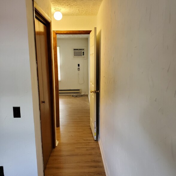 More Photos Of 14694 Wallace Pike, Abingdon Multifamily For Sale