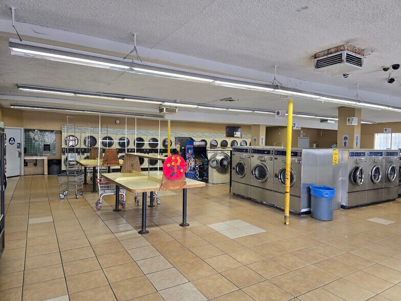 More Photos Of 9018-9022 Avalon Blvd, Los Angeles Storefront Retail Office For Sale