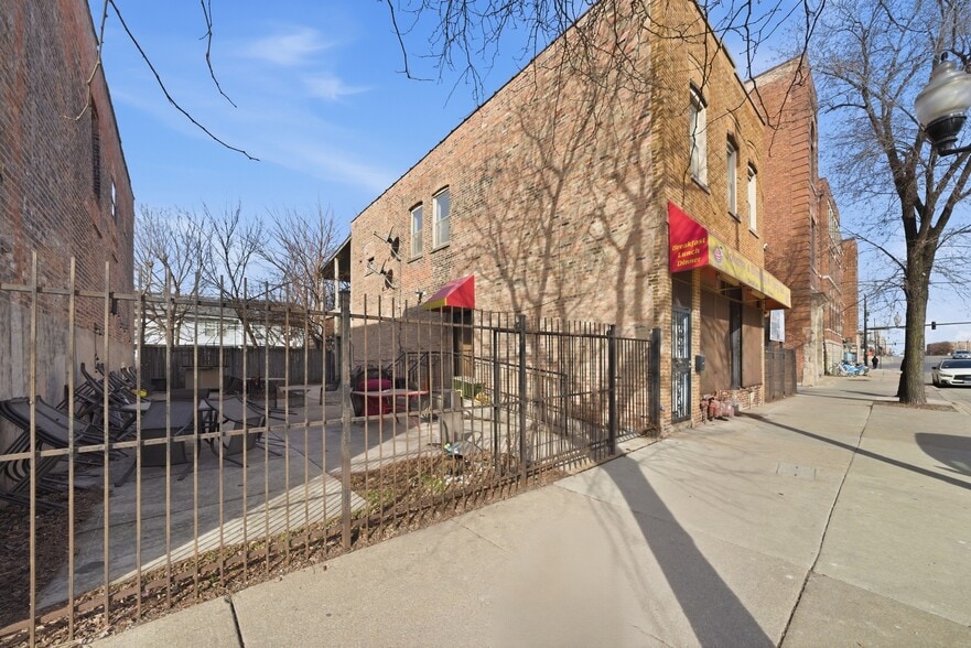 More Photos Of 518 Western ave, Chicago Apartments For Sale