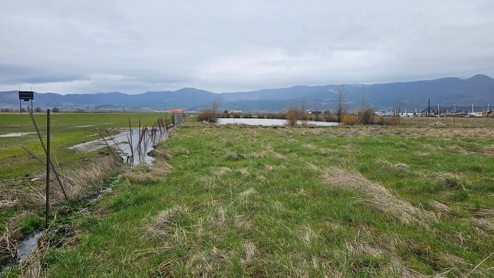 More Photos Of North Coburg Rd @ Diamond Hill Road, Harrisburg Land For Sale