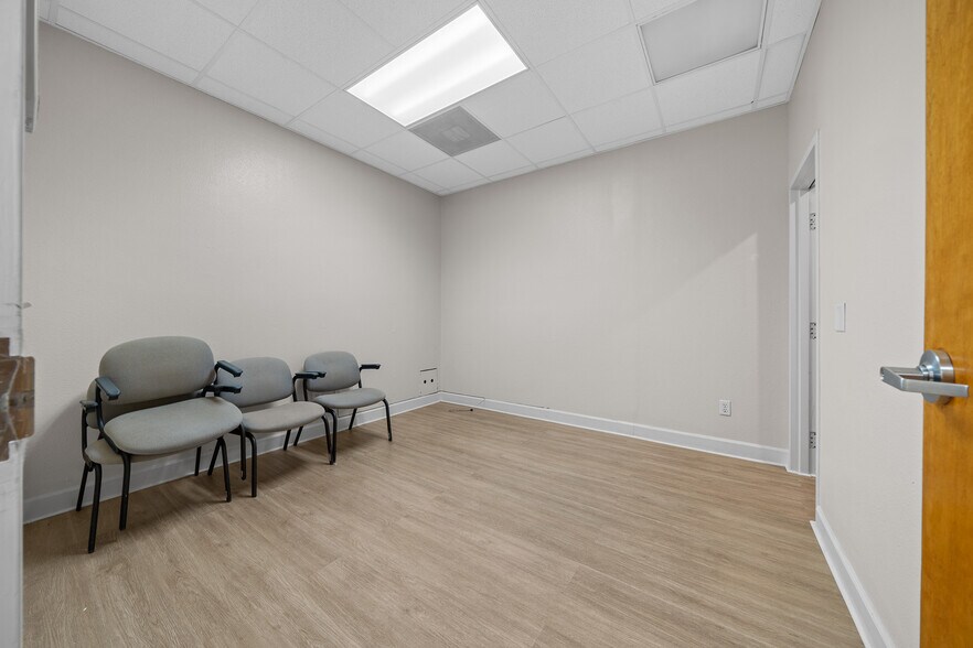 More Photos Of 5925 SE Abshier Blvd, Belleview Medical For Sale
