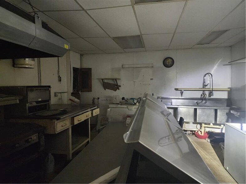 More Photos Of 10 E 3rd Ave, Saltsburg Freestanding For Sale