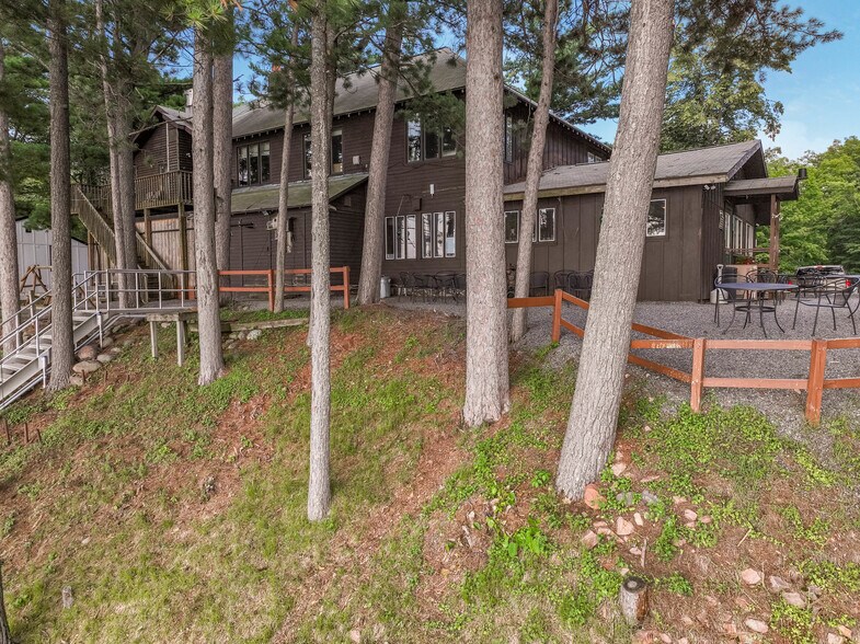 More Photos Of N1075 Eastside Rd, Birchwood Trailer Camper Park For Sale