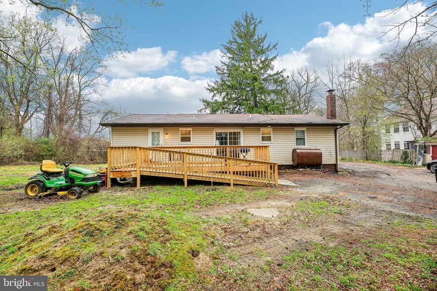 More Photos Of 1109 MD-3, Gambrills Office For Sale