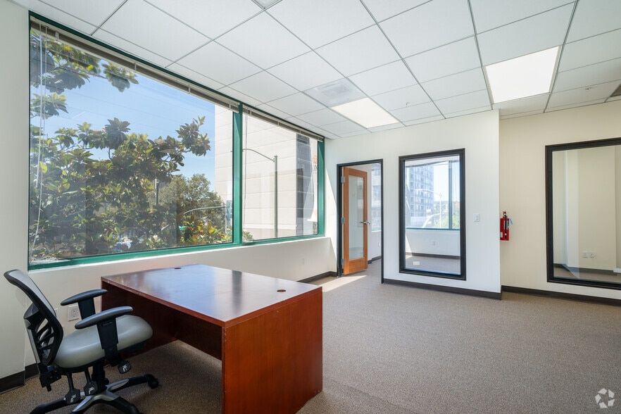 More Photos Of 388 9th St, Oakland Apartments For Sale