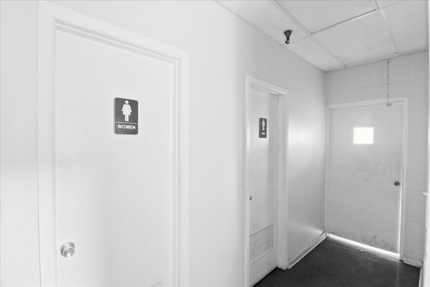 More Photos Of 148 Beverly Rancocas Rd, Willingboro Warehouse For Sale