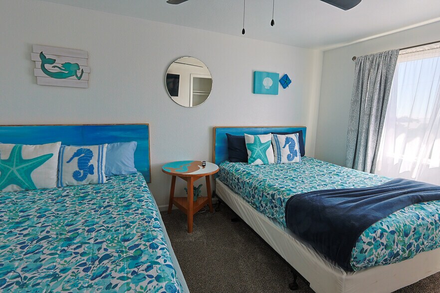 More Photos Of 754 SW Coast Hwy, Newport Hotel For Sale