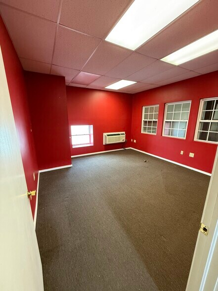 More Photos Of 5701 Steep Hill Rd, Fort Smith Industrial For Lease