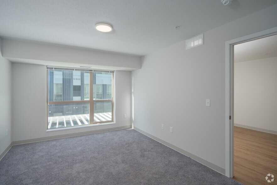 More Photos Of 1835 University Ave W, Saint Paul Apartments For Lease