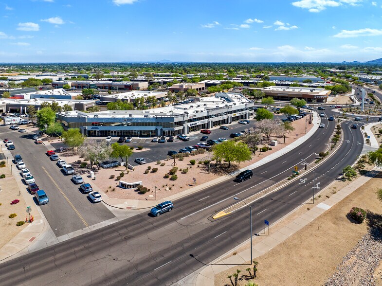 More Photos Of 15001 N Hayden Rd, Scottsdale Industrial For Sale