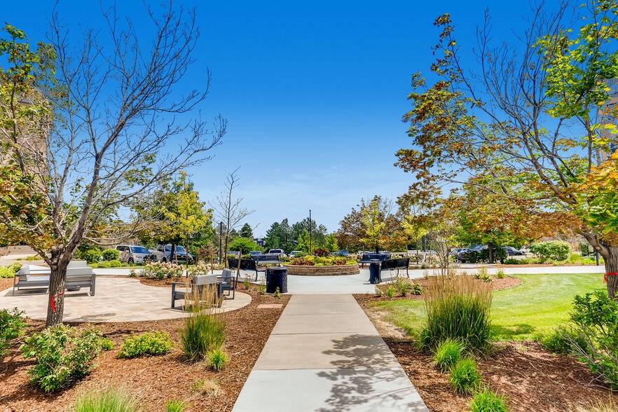 More Photos Of 385 Inverness Pky, Englewood Unknown For Lease