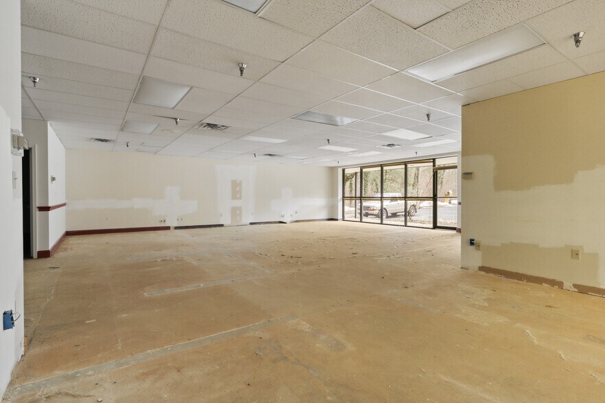 More Photos Of 339 Buschs Frontage Rd, Annapolis Medical For Lease