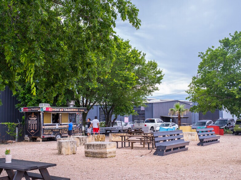 More Photos Of 440 E Saint Elmo Rd, Austin Unknown For Lease