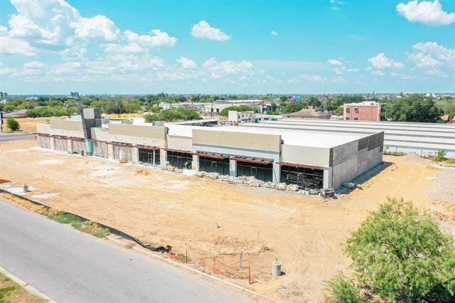 More Photos Of 1016 Calton Rd, Laredo Storefront For Lease