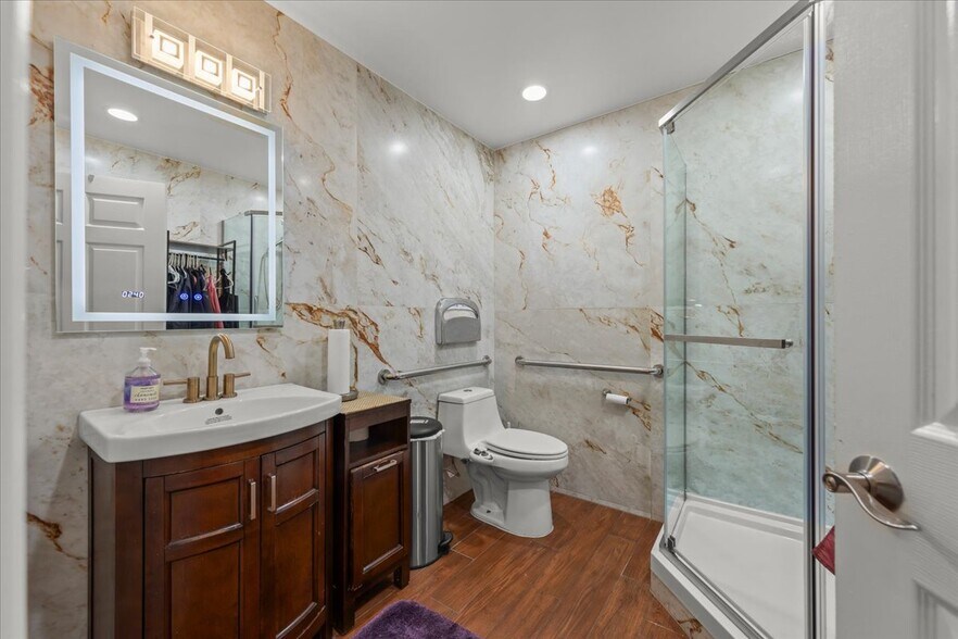 More Photos Of 1176 Laurel St, San Carlos Storefront Retail Residential For Sale