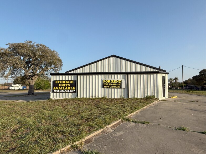 More Photos Of 530 W Cleveland Blvd, Aransas Pass Self Storage For Sale