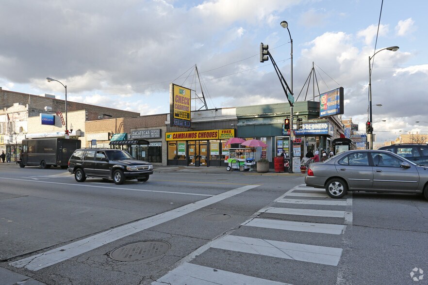 More Photos Of 4000-4008 W 26th St, Chicago Storefront For Lease