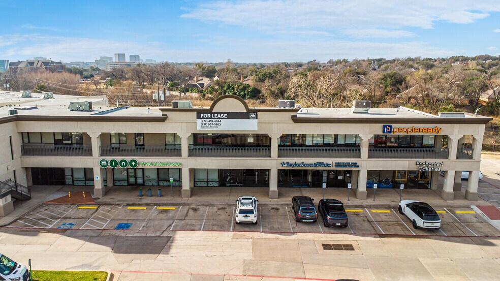 More Photos Of 11613-11617 N Central Expy, Dallas Unknown For Lease