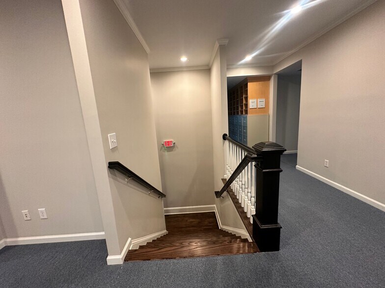 More Photos Of 5920 Odell St, Cumming Office For Sale