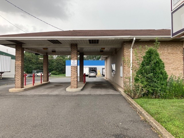 More Photos Of 520 3rd Ave, Duncansville Bank For Sale