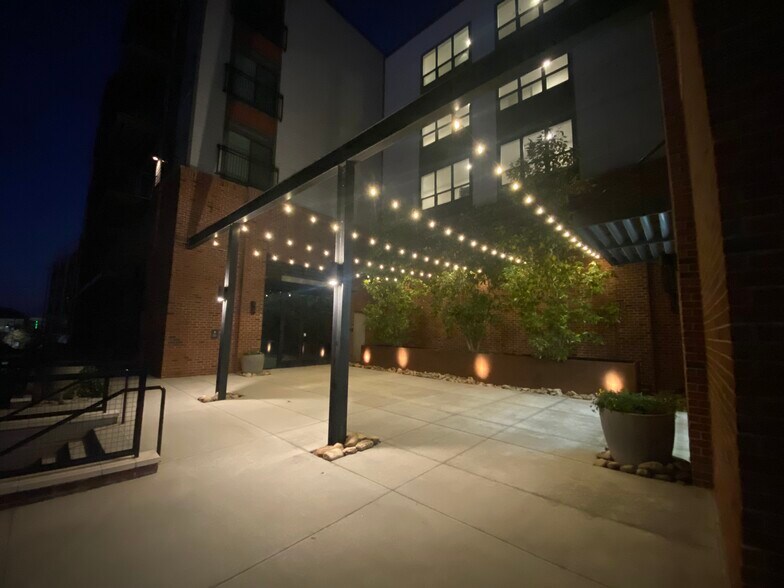 More Photos Of 2740 E College Ave, Decatur Apartments For Lease