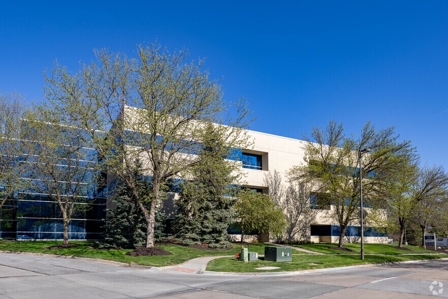 More Photos Of 2525 N 117th Ave, Omaha Office For Sale