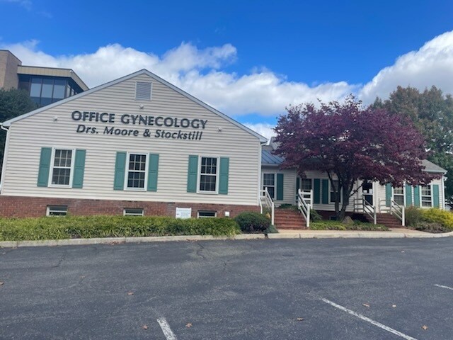 More Photos Of 5100 Bernard Dr, Roanoke Medical For Sale